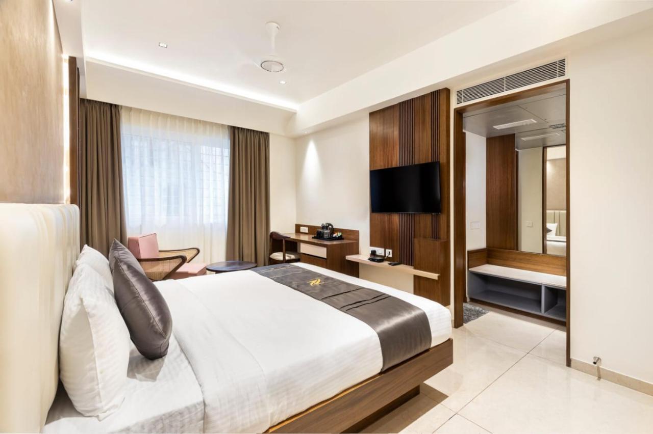Narthaki Boutique Hotel バンガロール エクステリア 写真